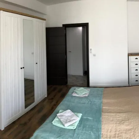 Sunny Shore Apartament